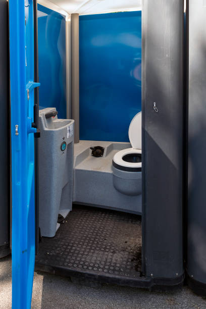 Best Portable toilet rental for construction  in Overland, MO