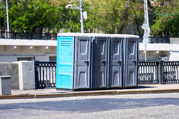 Portable Toilet Options We Offer in Overland, MO